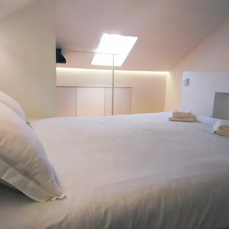 Apartment Alfama River View Rooftop Lisbon